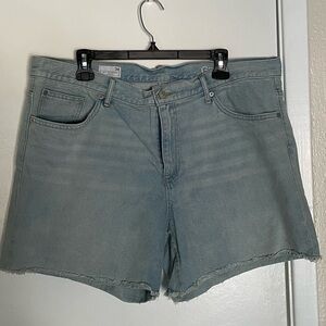 GAP Boyfriend shorts